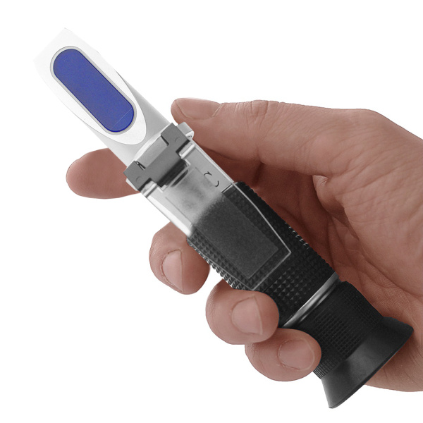 Ручной рефрактометр для определения концентрации сахарозы (Брикс) МЕГЕОН 72004 купить по низкой цене | МАКСПРОФИТ